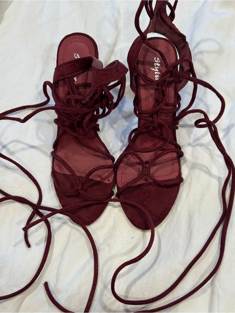 Burgundy stripy heels (4in.)